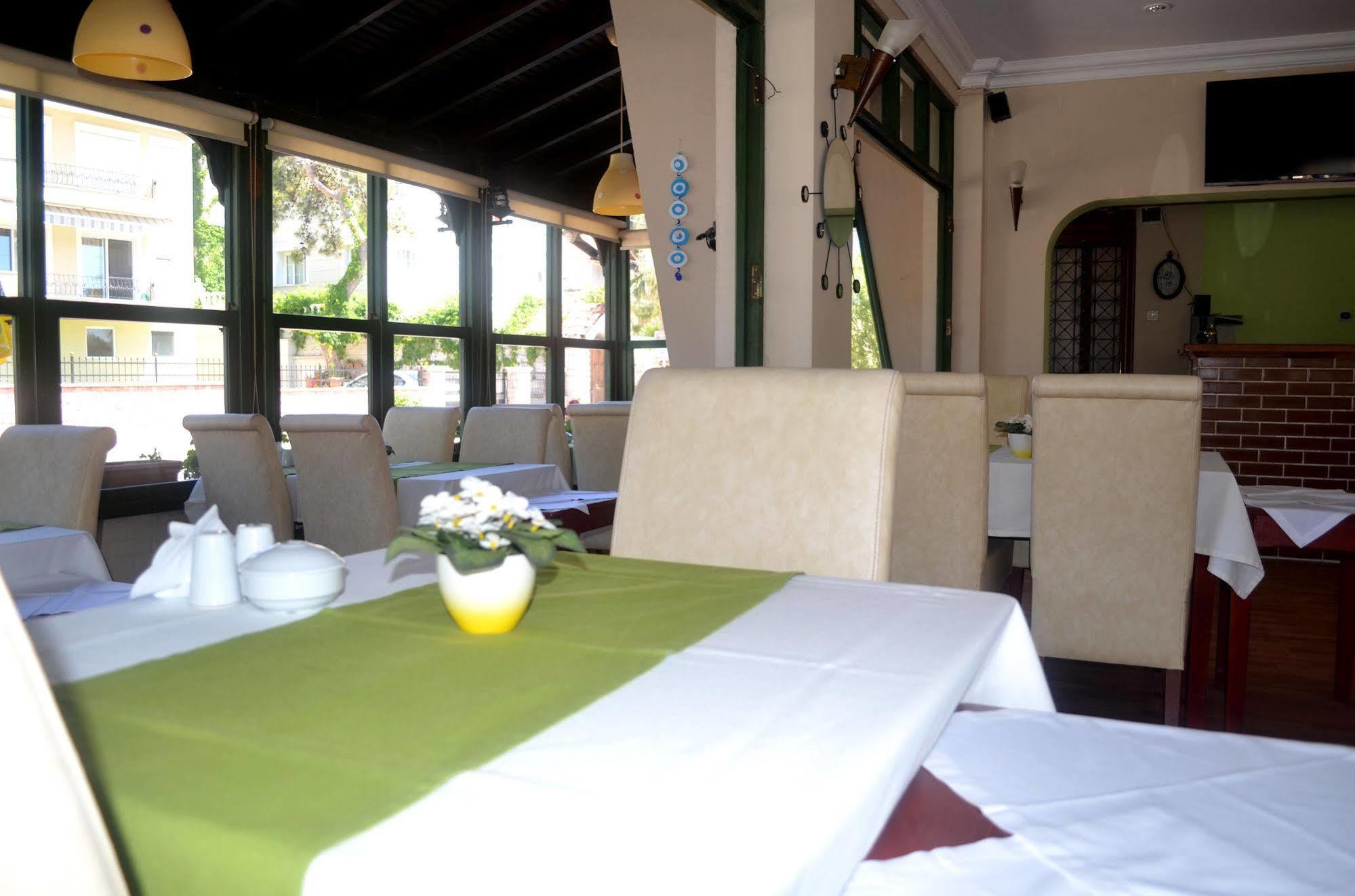 Silva Hotel Ayvalı Buitenkant foto
