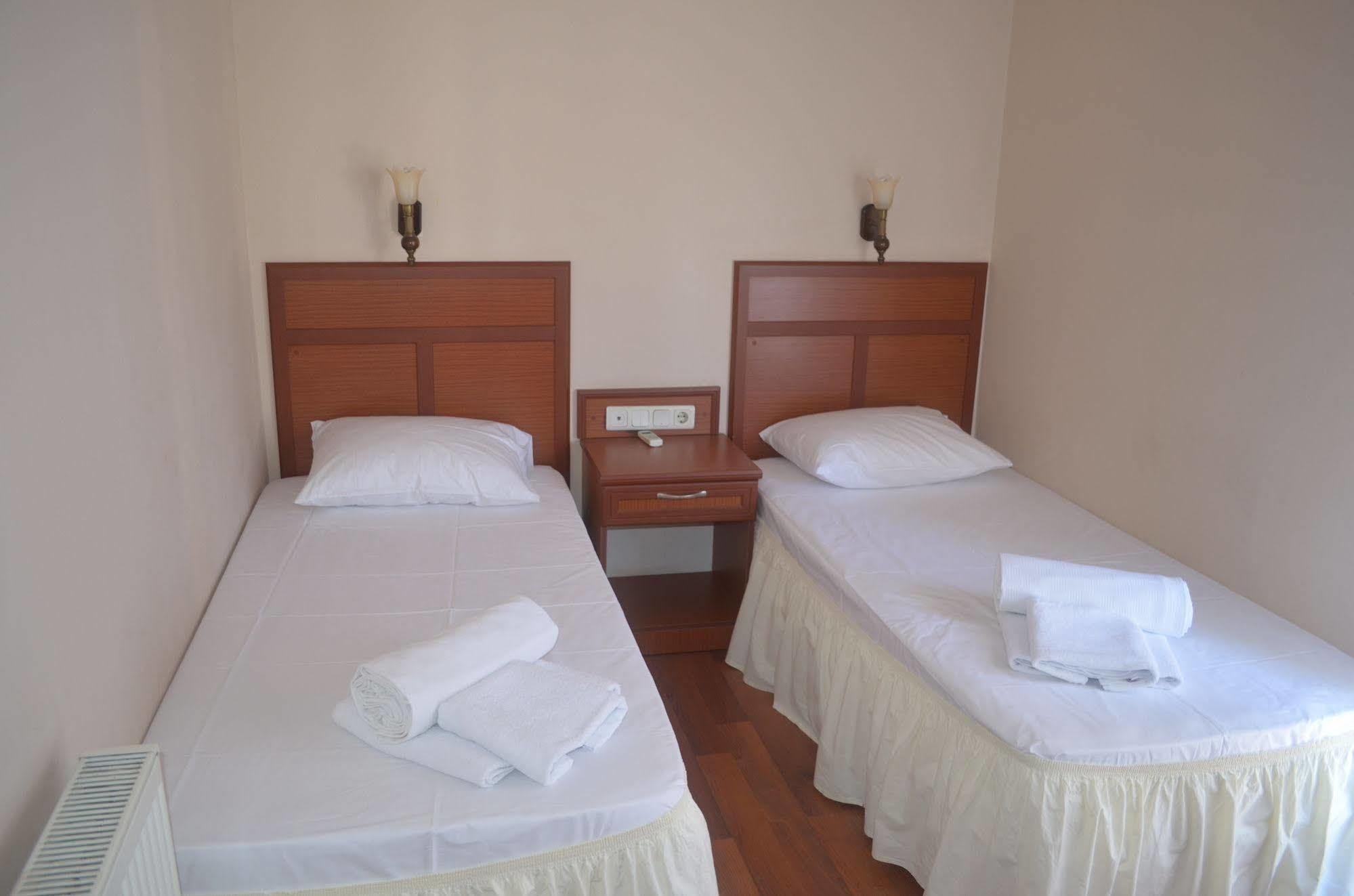 Silva Hotel Ayvalı Buitenkant foto